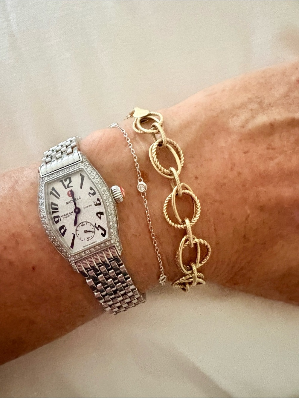 Vintage 14k Yellow Gold Textured Oval Link Bracelet